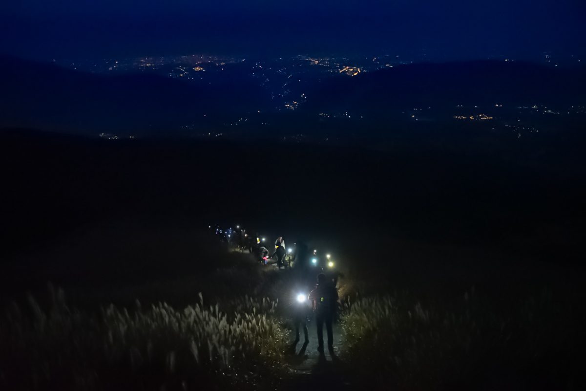 ファミリーナイトハイキング in 奈良県 生駒山 | THE NORTH FACE KIDS